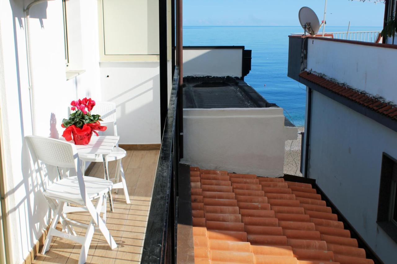 Apartamento Casa Peppino Letojanni Exterior foto
