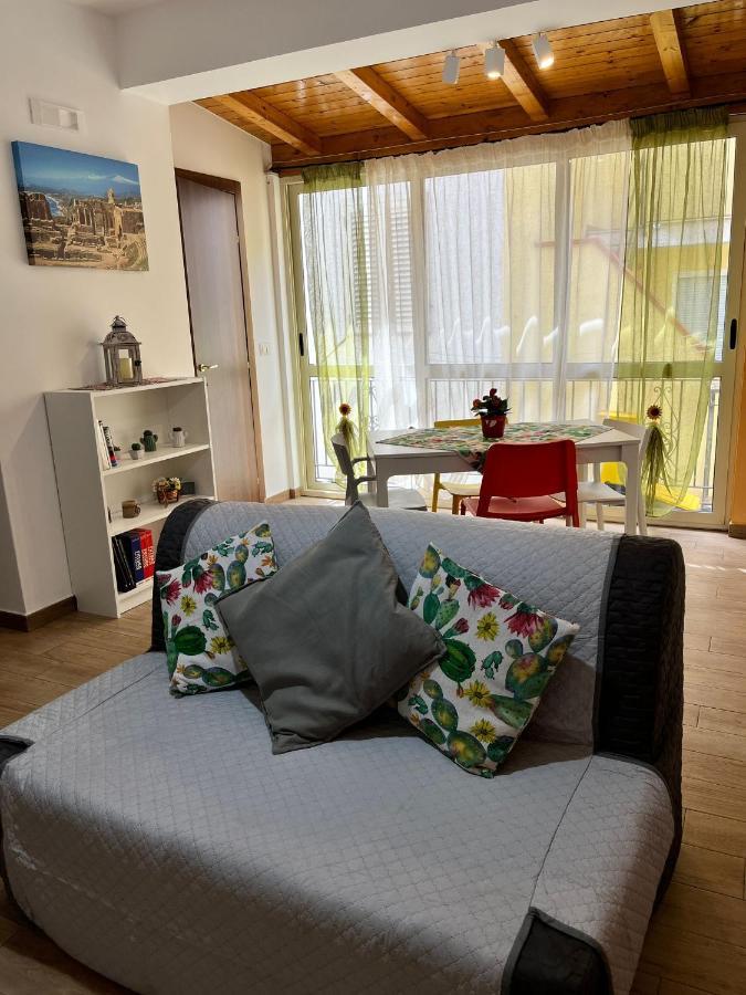 Apartamento Casa Peppino Letojanni Exterior foto